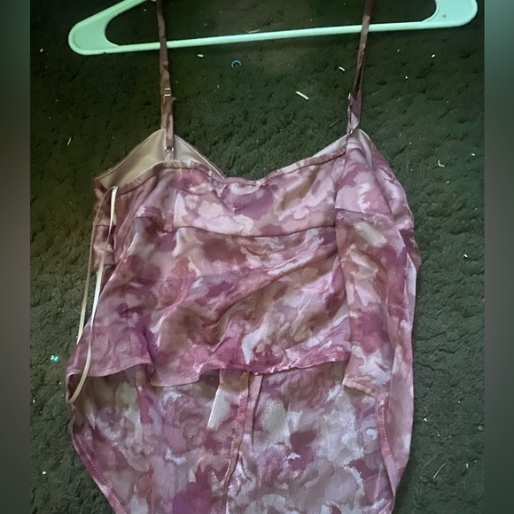 Never worn, great condition, small - Picture 2 of 2